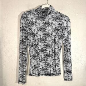 Nils black and gray floral Base layer turtleneck size XS